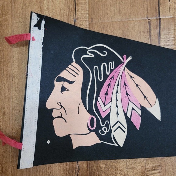 Vtg 1970s Chicago Black Hawks Pennant NHL - Picture 3 of 3
